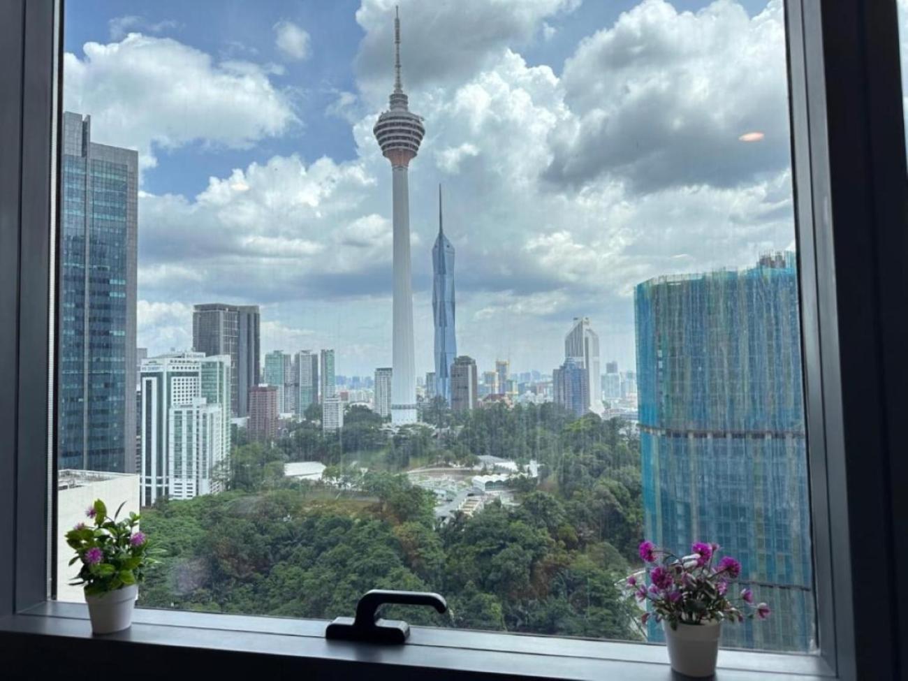 쿠알라룸푸르 The Platinum Klcc By Moonlight 아파트 외부 사진